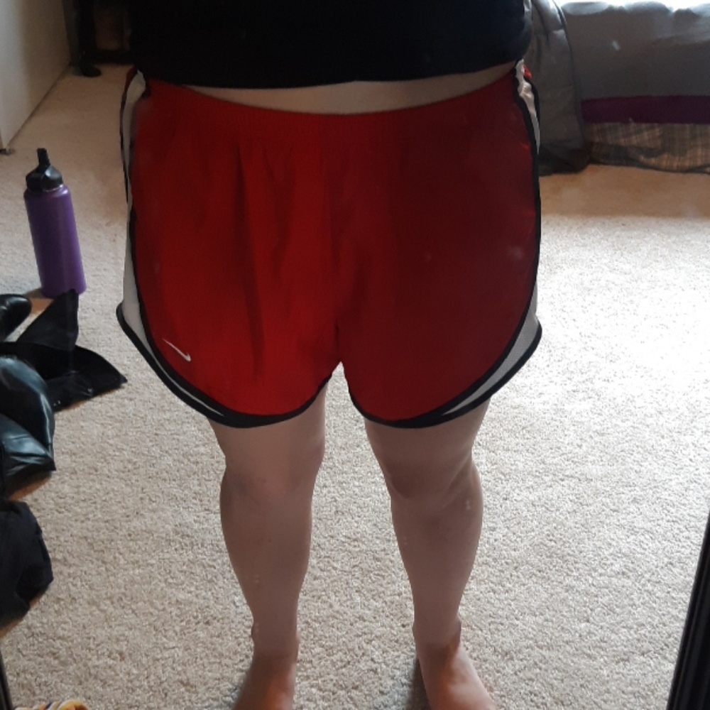 Nike Dri-Fit Red Tempo Blacktrim Drawstring Shorts - Picture 8 of 8